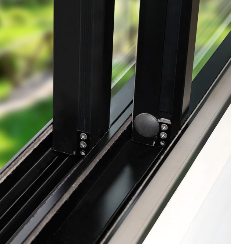 Hidden fan monorail sliding window hardware system - KERSSENBERG